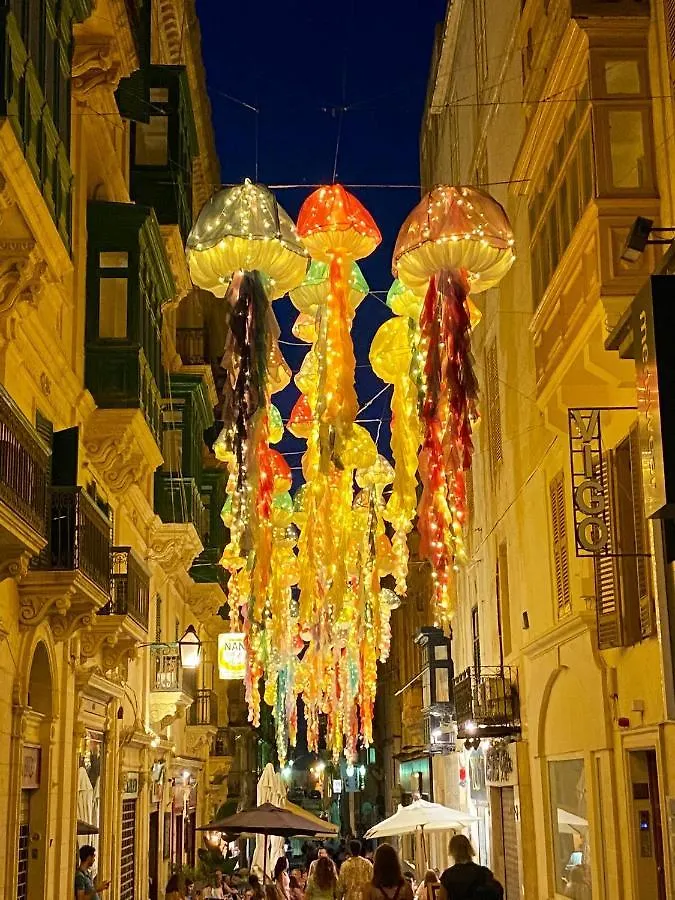 Feriehus Cozy Corner House In Valletta - Authentic!