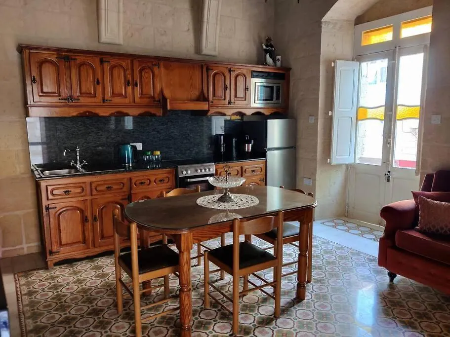 Cozy Corner House In Valletta - Authentic! 0*,