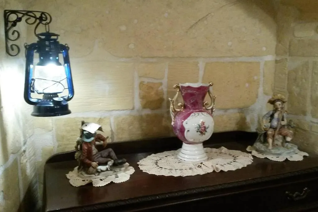 Holiday home Cozy Corner House In Valletta - Authentic! Malta